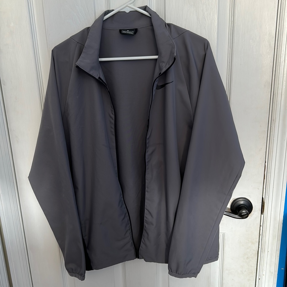 Nike DRI-FIT Windbreaker Jacket
